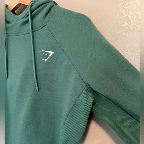 Green Gymshark Women's Cropped Hoodie - Picture 7 of 11